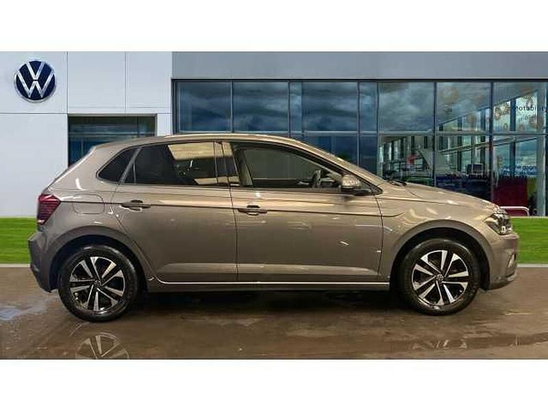 Used VW Polo United 80 HP (58 kW) 2021 Limestone grey metallic Hatchback