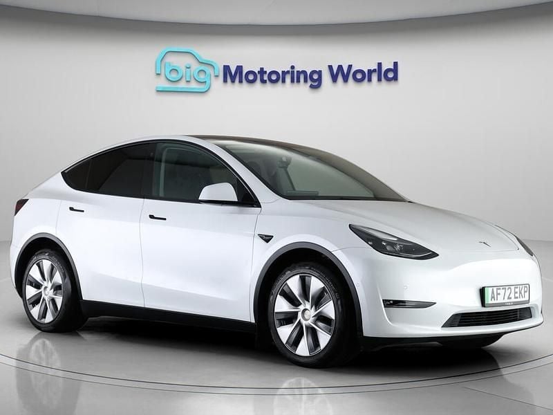 White Used 2022 Tesla Model Y Long Range AWD SUV | £23,000 (Fair price) - Image 1/4