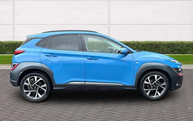 Used Hyundai Kona Premium 120 HP (88 kW) 2021 Blue SUV
