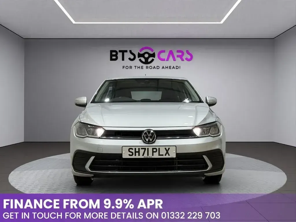 Begagnad VW Polo Life 95 HK (69 kW) 2021 Silver Halvkombi