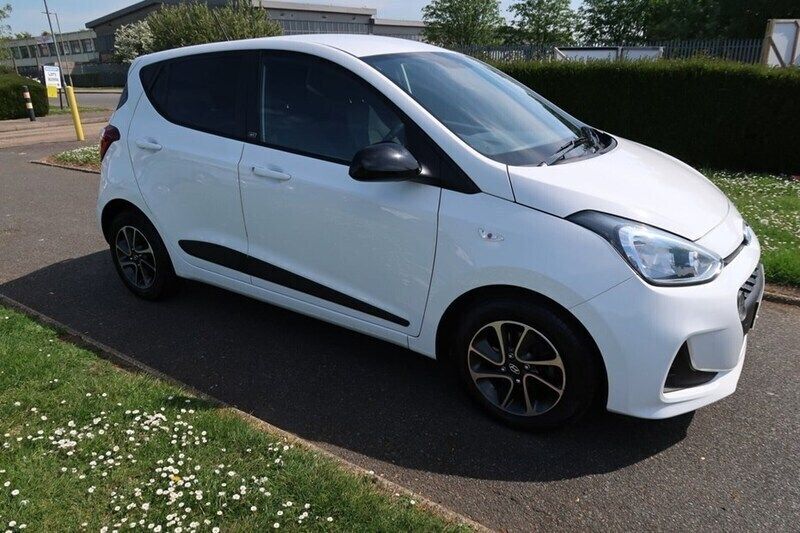 White Used 2018 Hyundai i10 GO! Hatchback | £6,995 (Fair price) - Image 1/1