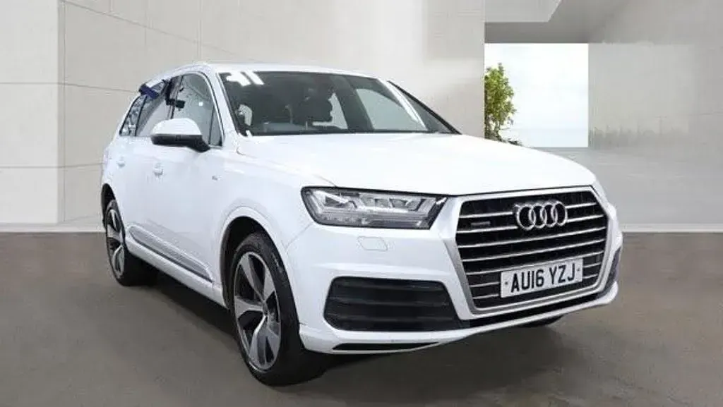 Used Audi Q7 S-Line 2016 White SUV