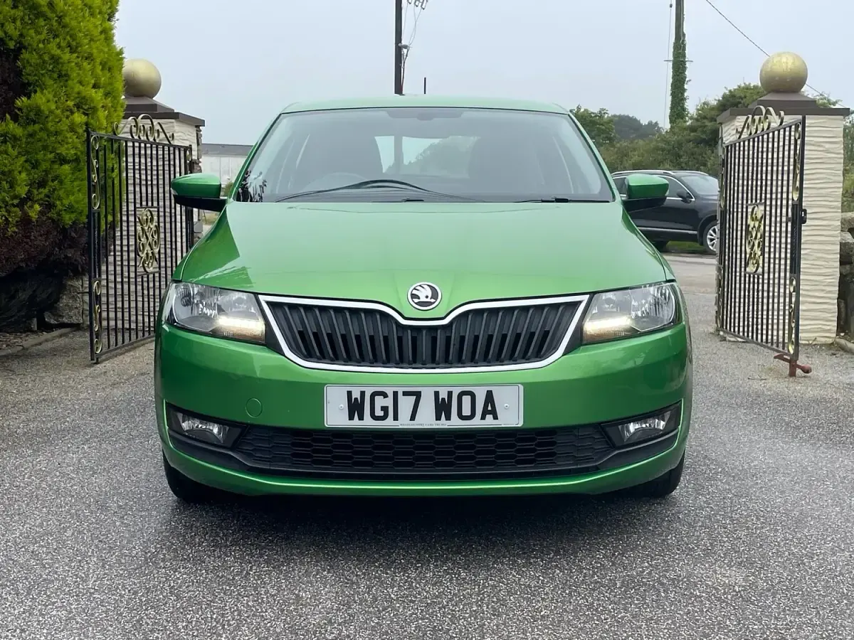 Used Skoda Rapid SE 95 HP (69 kW) 2017 Green Hatchback