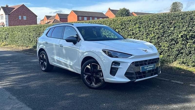 Used Cupra Terramar 2025 Glacial white SUV