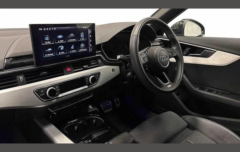 Used Audi A4 S-Line 150 HP (110 kW) 2022 Black Sedan
