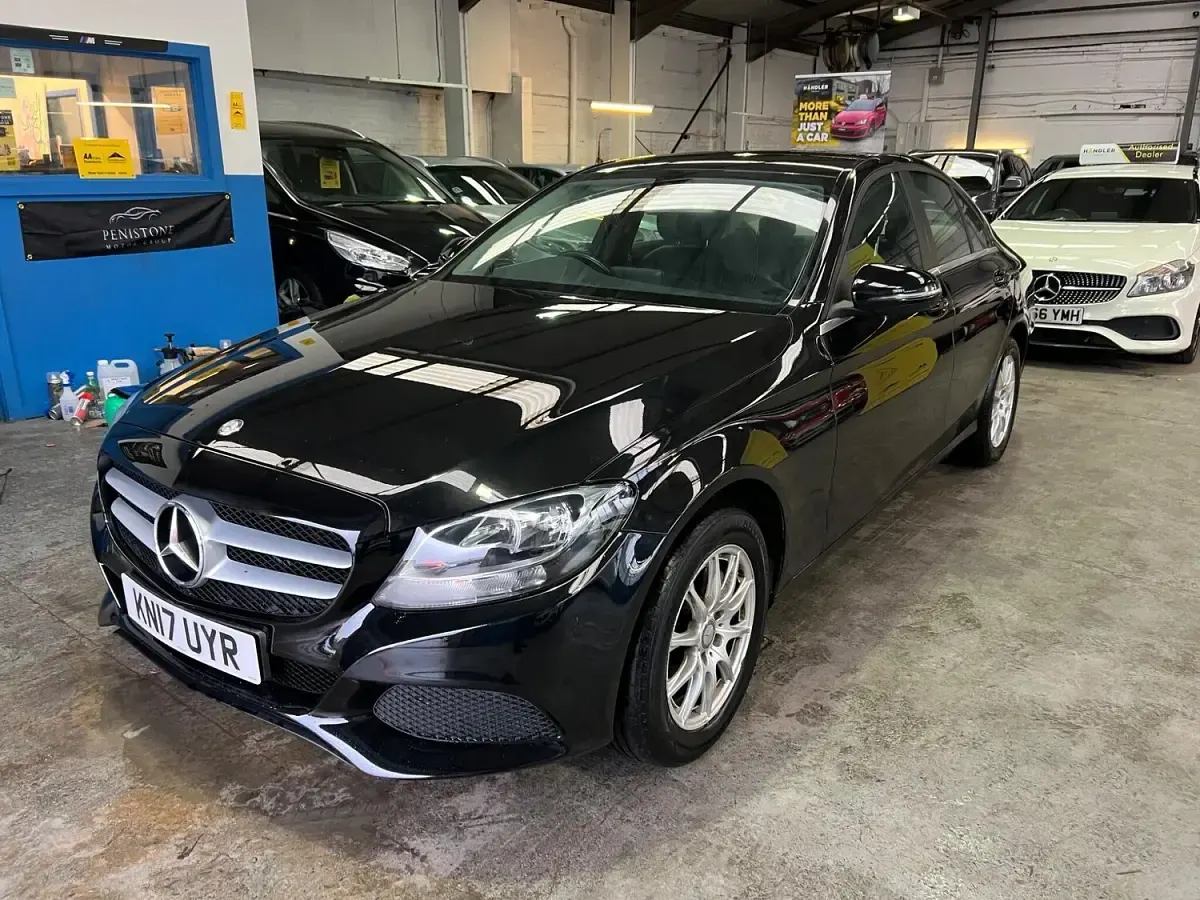 Used Mercedes C200 SE 184 HP (135 kW) 2017 Black Sedan