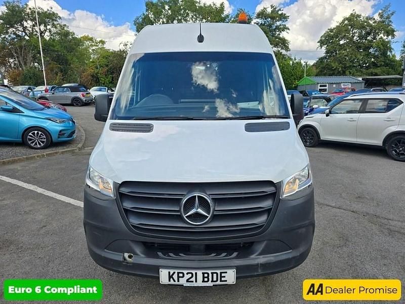 Used Mercedes Sprinter Progressive 148 HP (108 kW) 2021 White Van