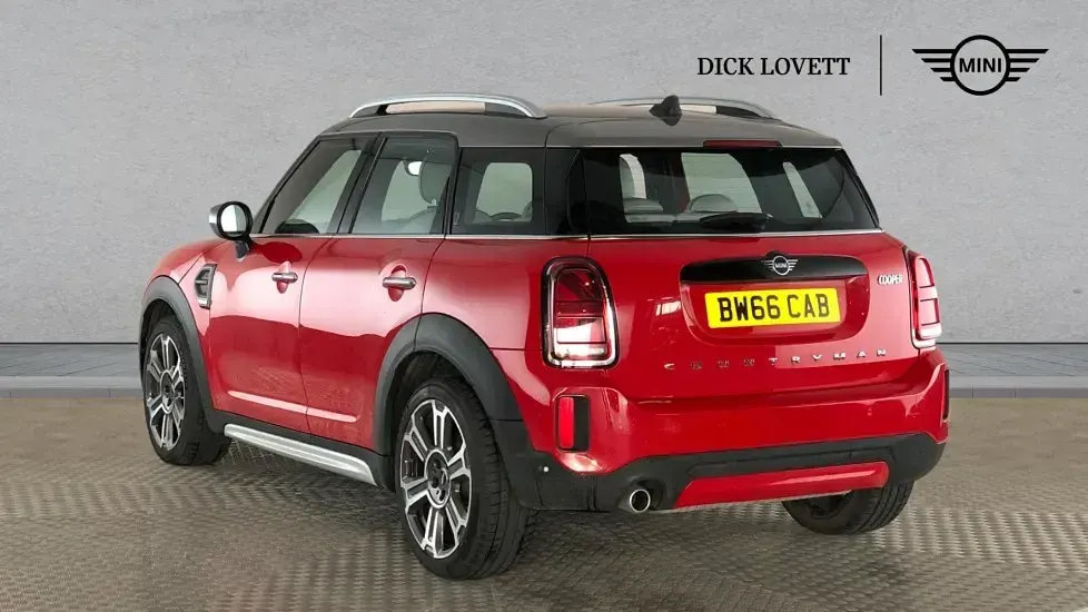 Used Mini Cooper Countryman Exclusive 134 HP (98 kW) 2022 Red SUV