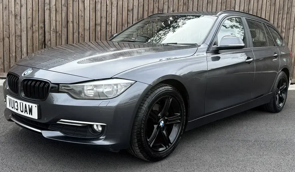 Used BMW 318 2013 Grey Estate