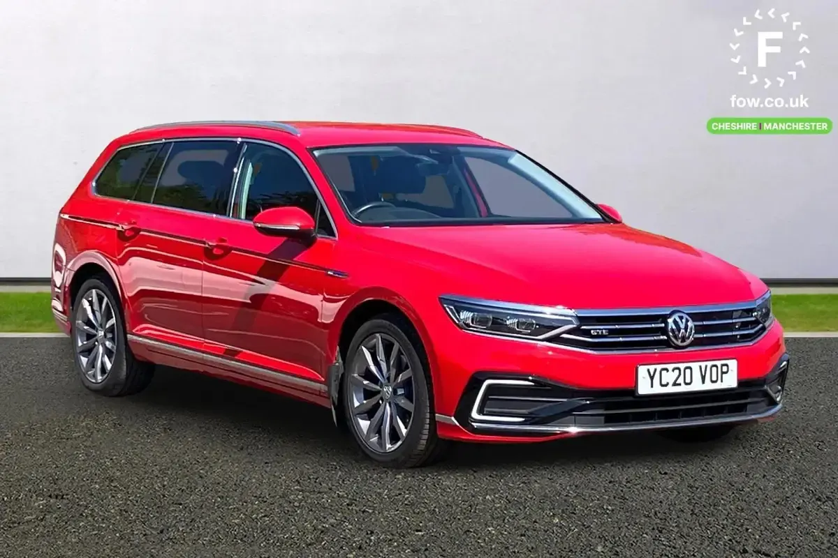 Usado VW Passat Advance 218 HP (160 kW) 2020 Vermelho Carrinha