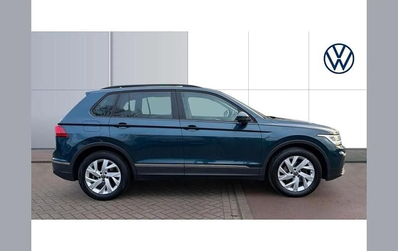 Used VW Tiguan Life 150 HP (110 kW) 2021 Blue SUV