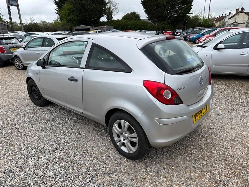 Second-hand Vauxhall Corsa Active 2009 Argintiu Hatchback