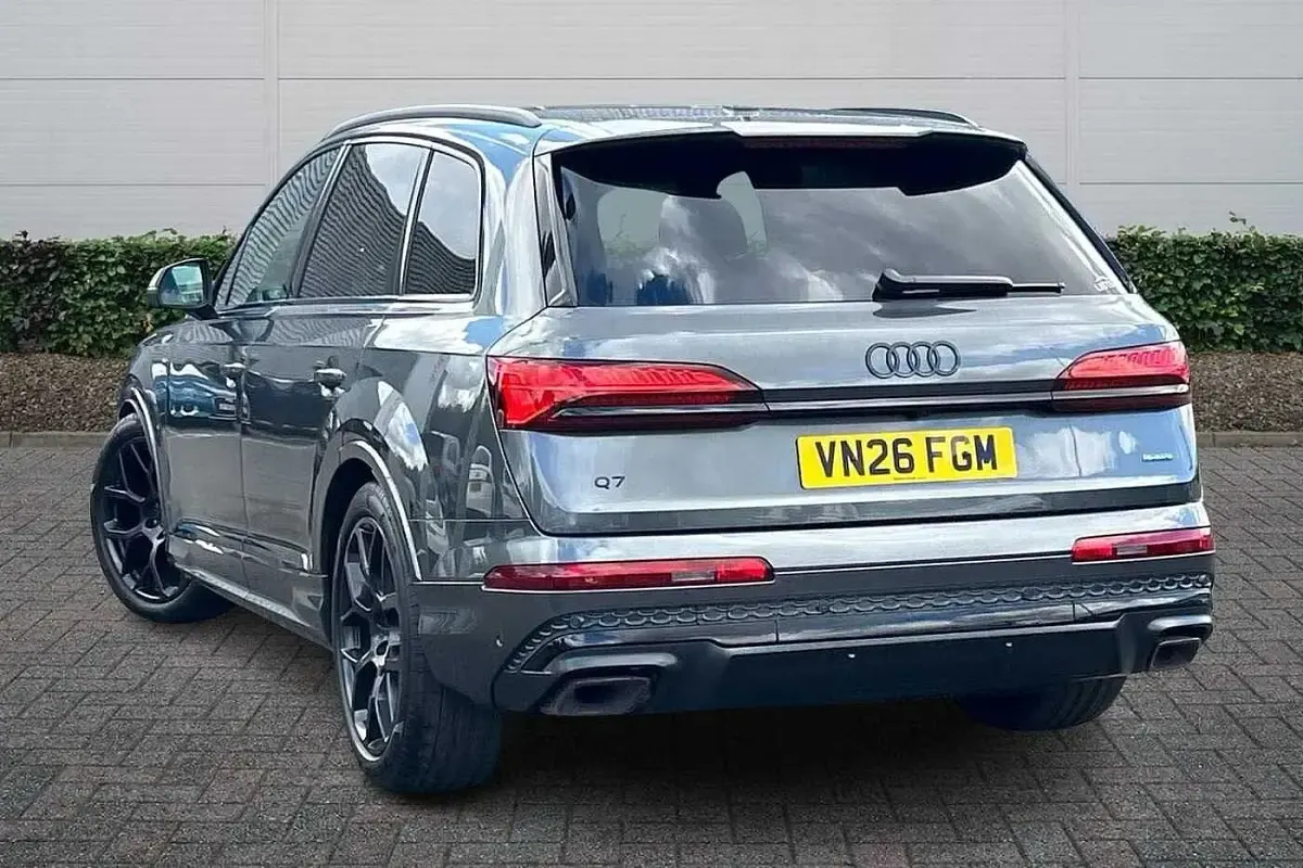 Used Audi Q7 Black Edition 340 HP (250 kW) 2026 Daytona grey pearl effect SUV
