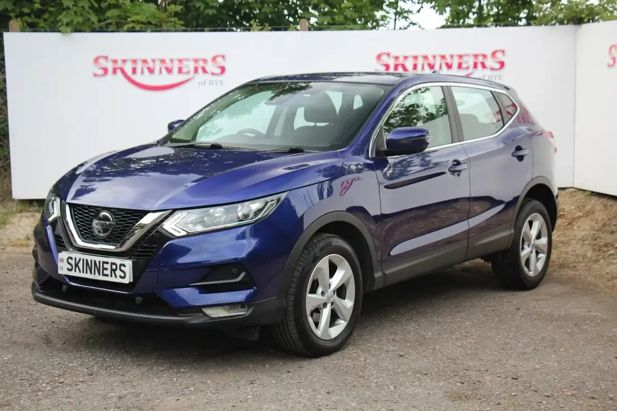 Used Nissan Qashqai Acenta Premium 2021 Blue SUV