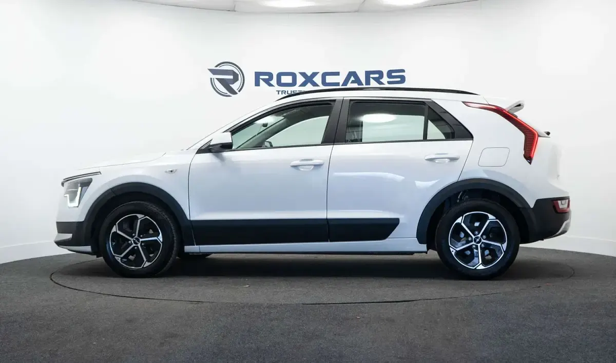 Used Kia Niro 139 HP (102 kW) 2023 White SUV