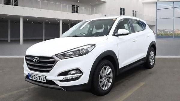 Used Hyundai Tucson SE 116 HP (85 kW) 2015 White SUV