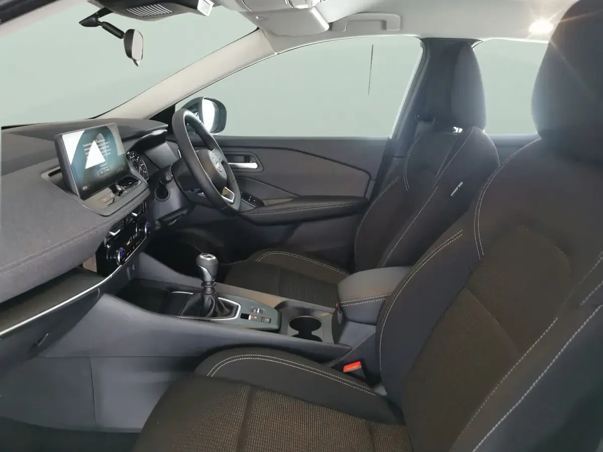 New Nissan Qashqai Acenta Premium 2025 White SUV