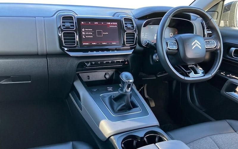 Used Citroën C5 Shine 131 HP (96 kW) 2022 Black Hatchback