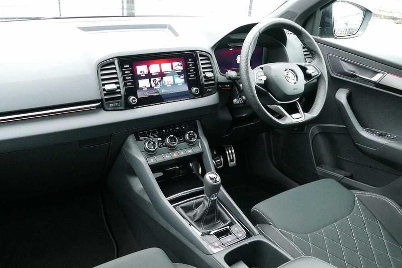 Used Skoda Karoq SportLine 150 HP (110 kW) 2025 Black SUV