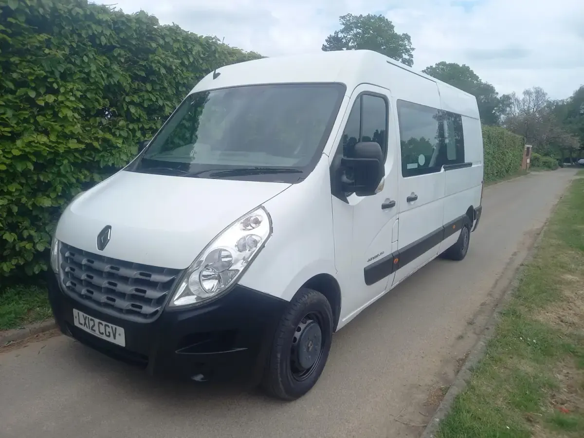 Usado Renault Master 2012 Blanco Monovolumen