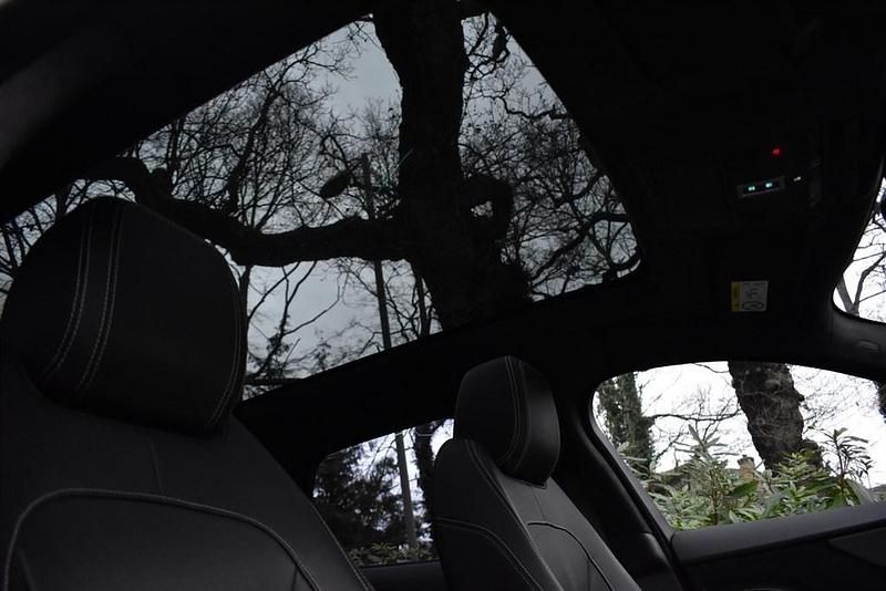 Used Jaguar F-Pace Chequered Flag 180 HP (132 kW) 2020 Black SUV