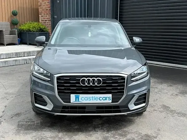 Used Audi Q2 116 HP (85 kW) 2019 Grey SUV