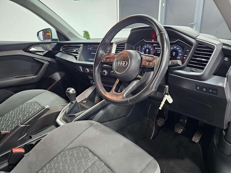 Used Audi A1 Sportback Sport 150 HP (110 kW) 2019 White Hatchback