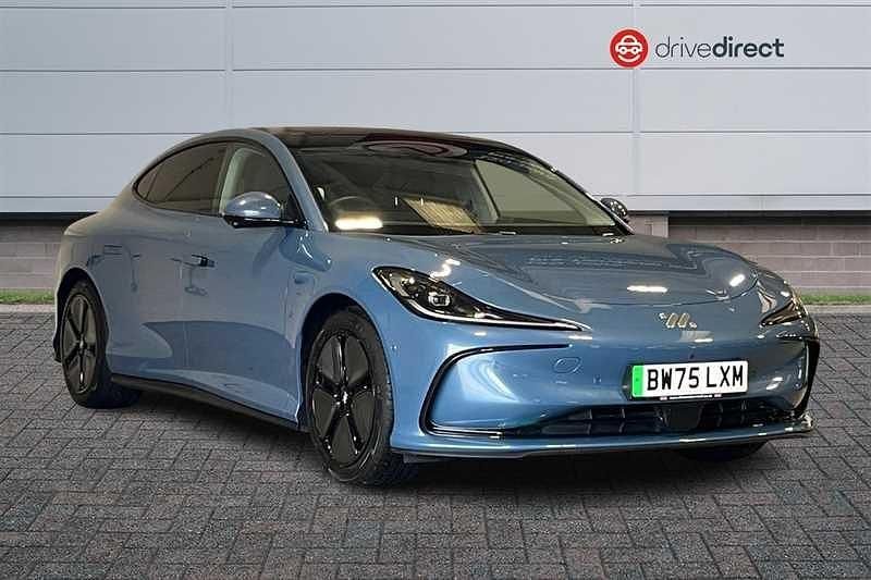 Used MG IM5 300 kW (408 HP) 2026 Blue Hatchback