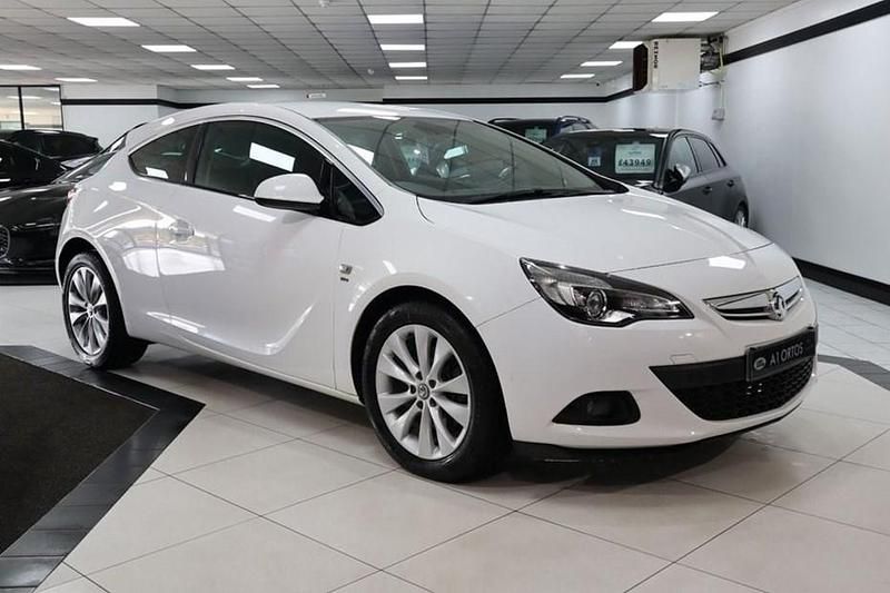 Used 2015 Vauxhall Astra GTC SRi Coupe | £5,949 (Fair price) - Image 1/1