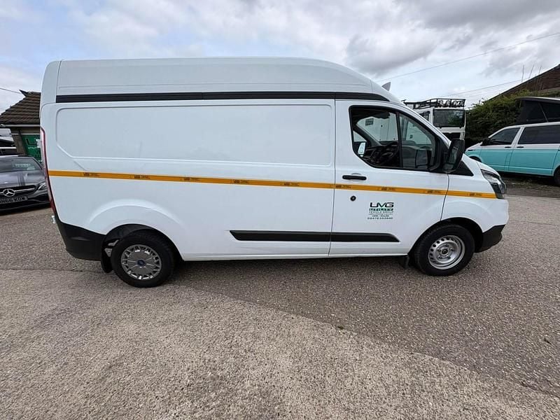 Begagnad Ford Transit Custom 130 HK (95 kW) 2023 Vit Van