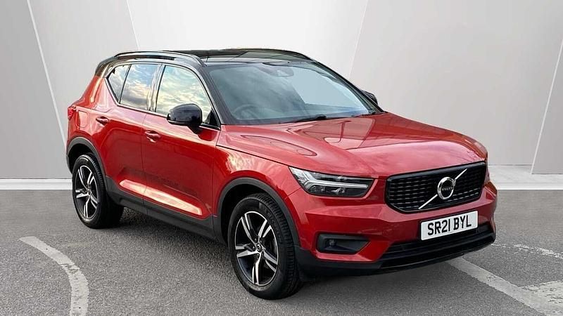 Used 2021 Volvo XC40 R-Design SUV | £23,590 (Fair price) - Image 1/3