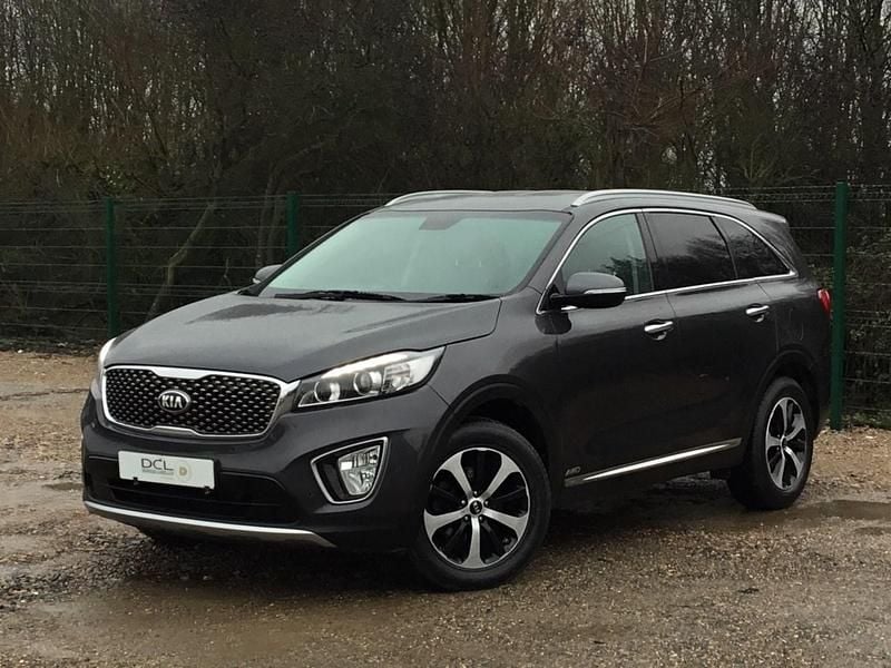 Grey Used 2017 Kia Sorento SUV | £10,999 (Fair price) - Image 1/4