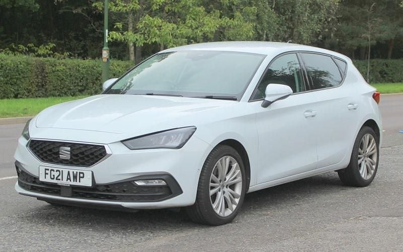 Used 2023 Seat Leon SE Dynamic Hatchback | £10,750 (Fair price) - Image 1/4