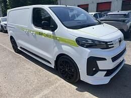 Ice white New 2025 Peugeot Expert Sport Van | £32,994 - Image 1/4