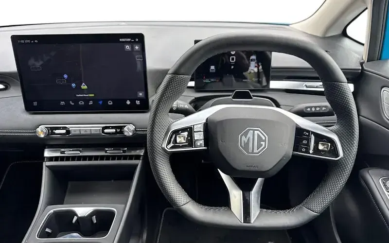 New MG MG4 EV 117 kW (160 HP) 2026 Blue Hatchback