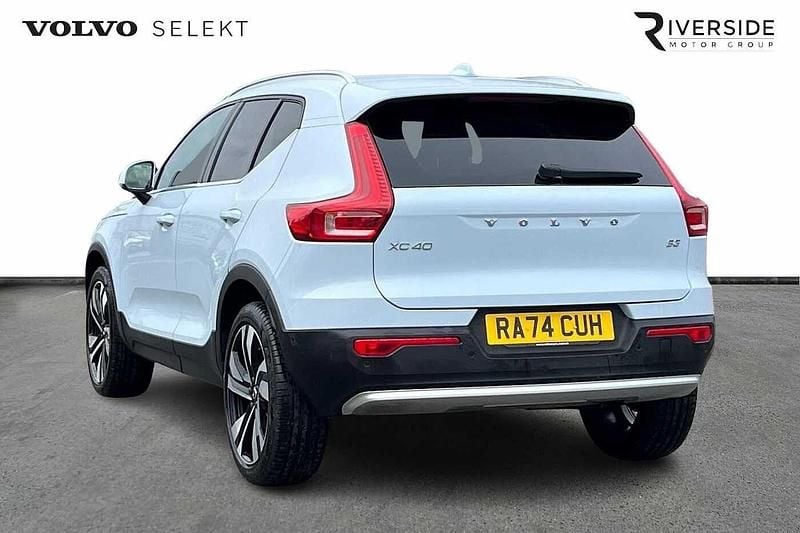 Used Volvo XC40 Ultra 163 HP (119 kW) 2025 Cloud blue SUV