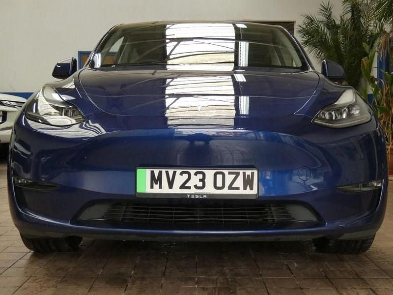 Used Tesla Model Y 282 kW (384 HP) 2023 Blue SUV
