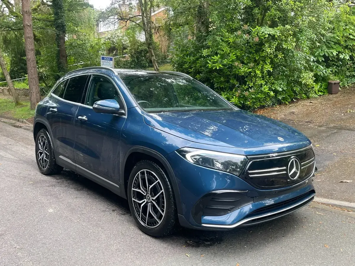 Used Mercedes EQA250 AMG Line Premium 139 kW (190 HP) 2022 Blue SUV