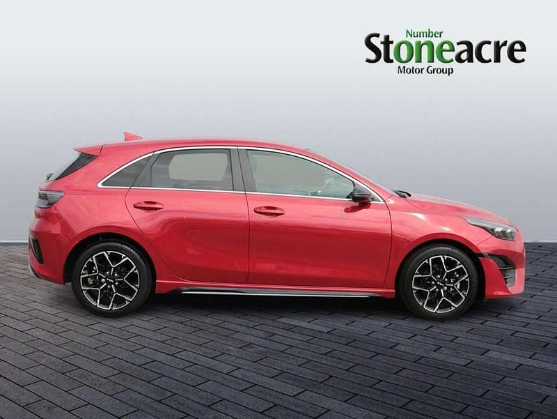 Used Kia Ceed GT-Line 138 HP (101 kW) 2025 Red Hatchback