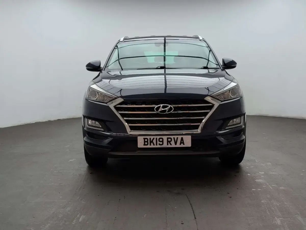 Used Hyundai Tucson SE 132 HP (97 kW) 2019 Blue SUV