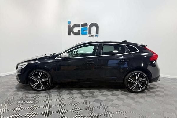 Used Volvo V40 R-Design 2019 Black Hatchback