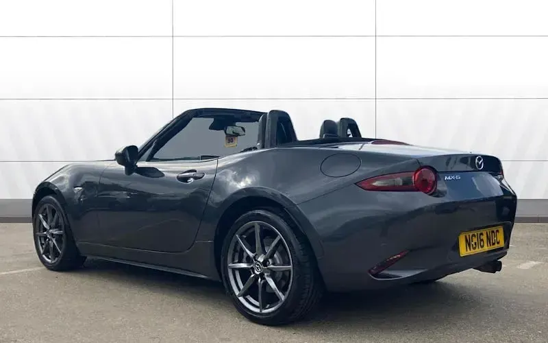 Used Mazda MX5 Inclusive 160 HP (117 kW) 2018 Cabriolet