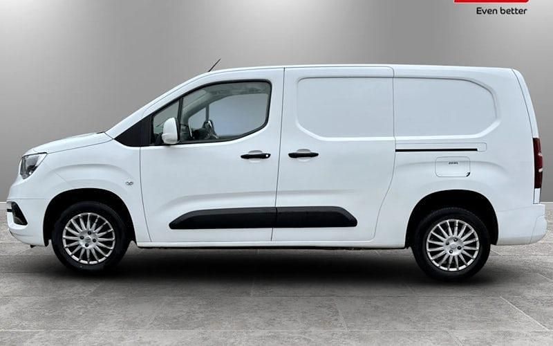 Used Vauxhall Combo Sportive 101 HP (74 kW) 2021 Van
