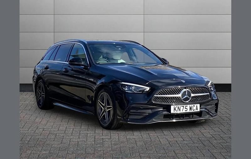 Used Mercedes C200 AMG line 200 HP (147 kW) 2025 Black Estate