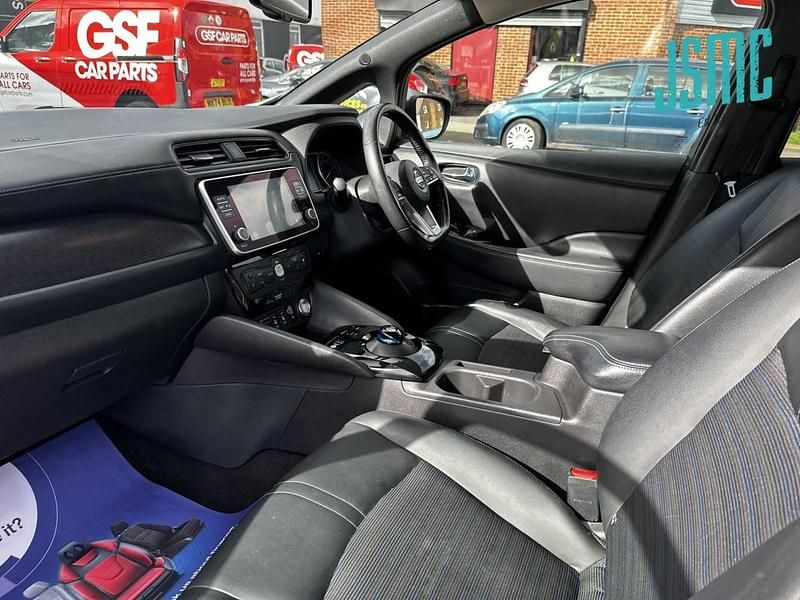 Used Nissan Leaf N-Connecta 110 kW (150 HP) 2019 Grey Hatchback