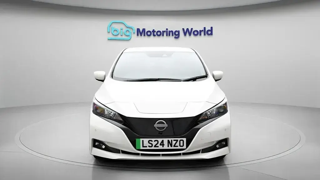 Occasion Nissan Leaf N-Connecta 110 kW (150 ch) 2024 Citadine
