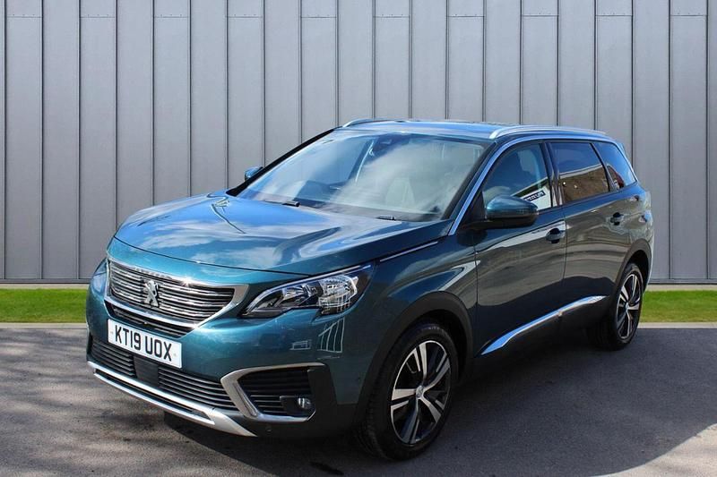 Used Peugeot 5008 Allure 129 HP (94 kW) 2019 Green SUV
