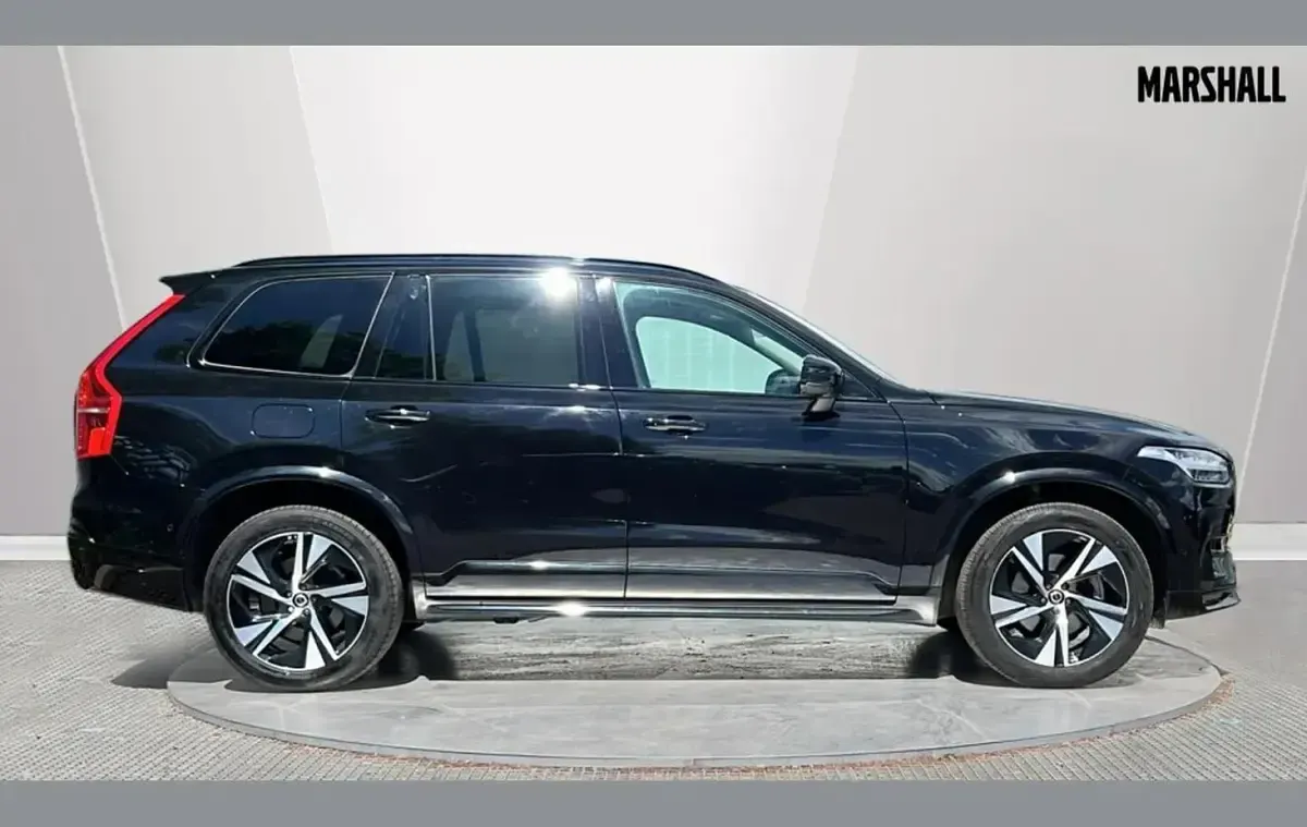 Used Volvo XC90 Plus 247 HP (181 kW) 2024 Black SUV