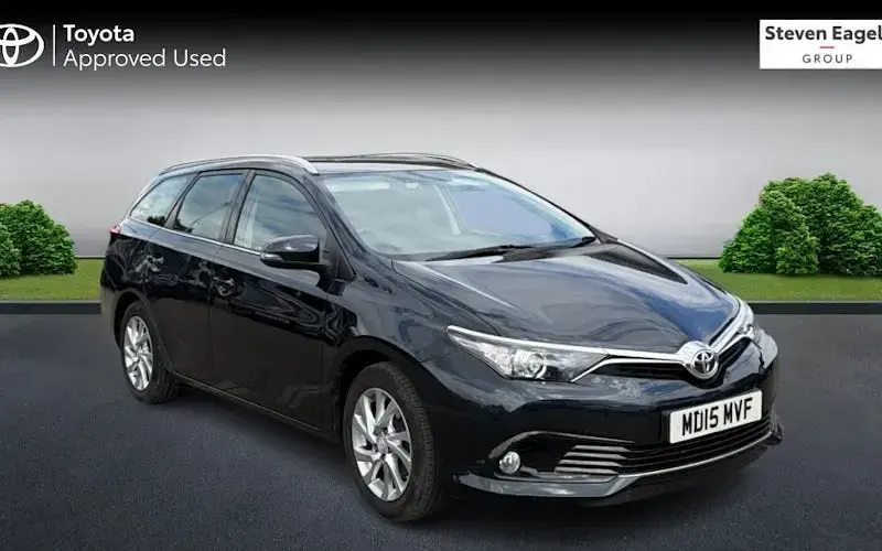 Used Toyota Auris Touring Sports Business Edition 116 HP (85 kW) 2015 Estate