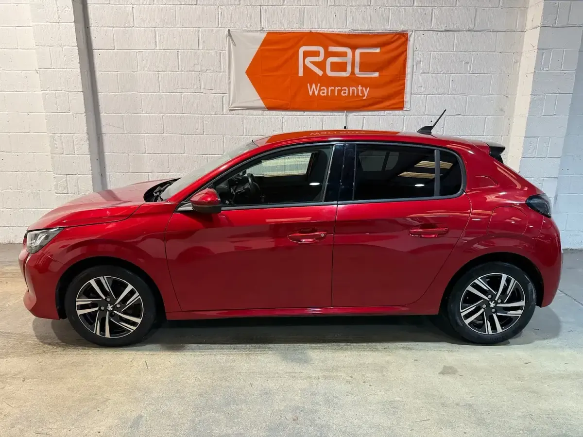 Used Peugeot 208 Allure 2021 Red Hatchback